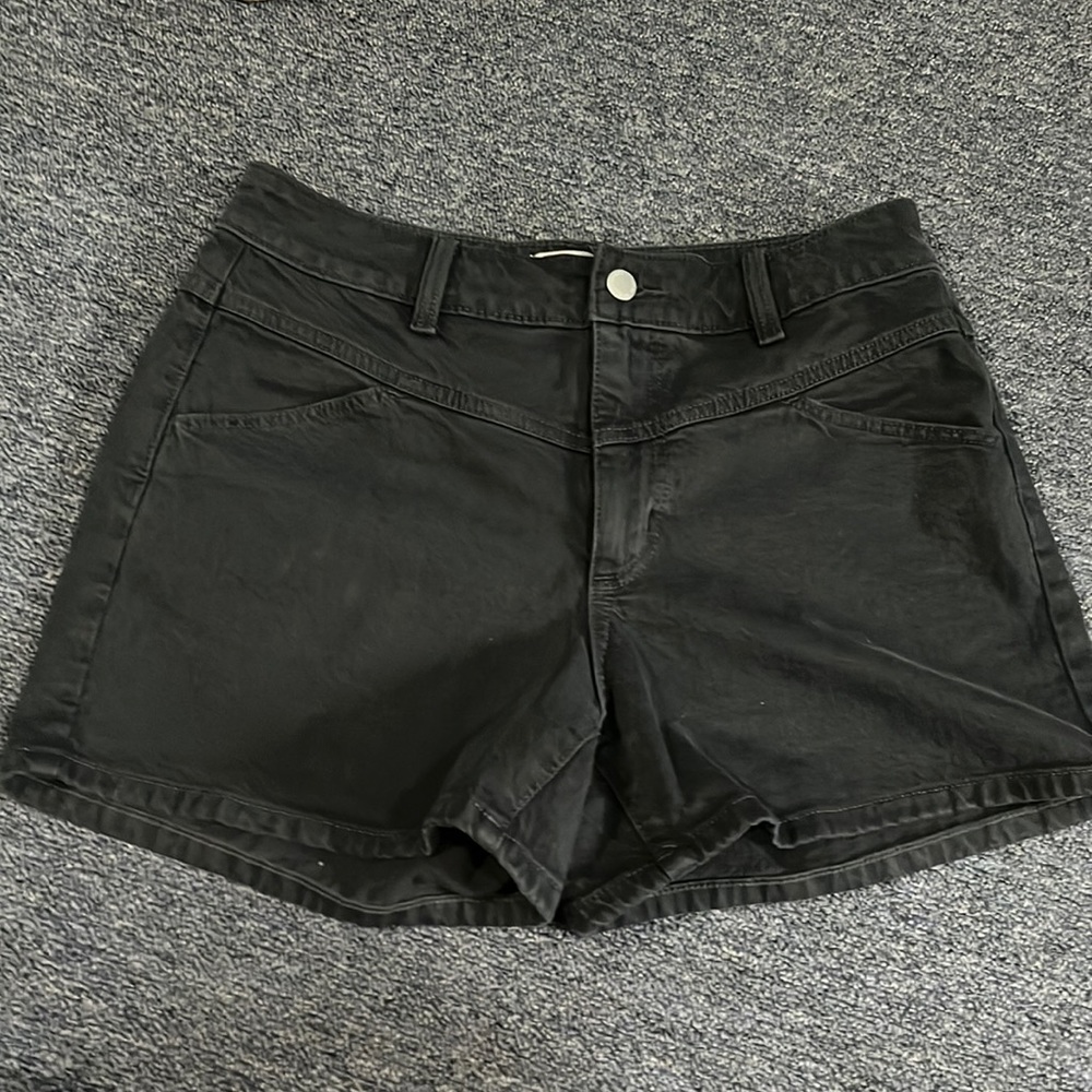 Universal thread vintage mom shorts